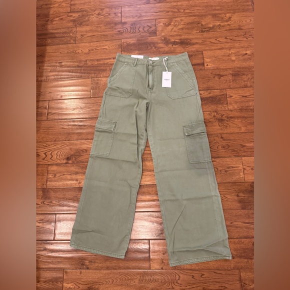 Women’s Vervet Pants - Picture 2 of 3